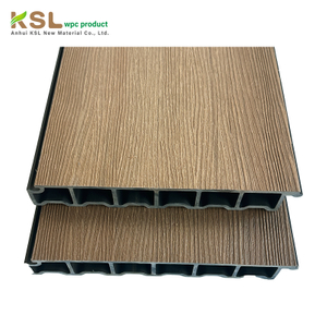 Waterproof Durable Outdoor WPC Flooring Seamless Joints-Traditional Design Wood Grain Surface Anti-Slip Click Locking System