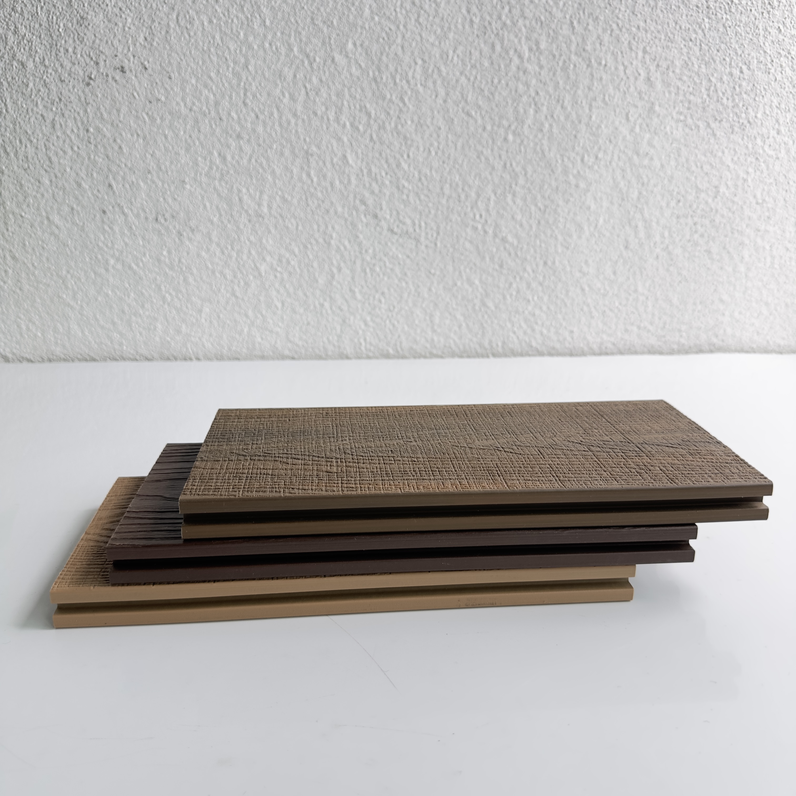  High Quality simulation 3D Embossed Wooden Flooring Outdoor Modern Natural Texture Plastic Wooden Decking