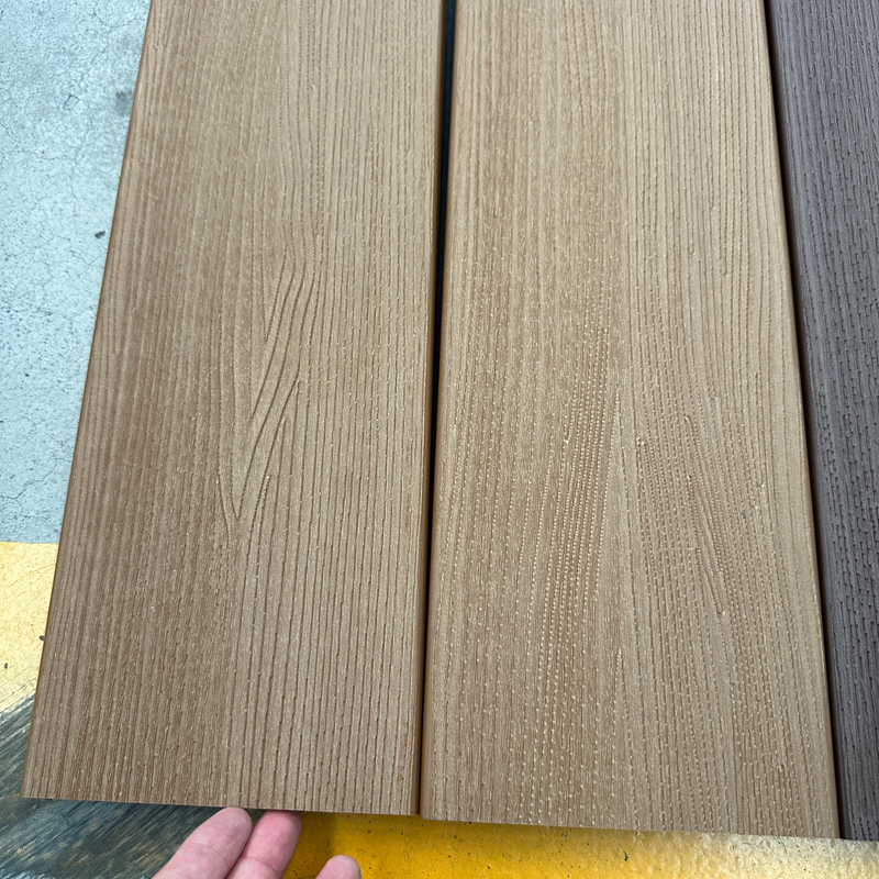 Outdoor Wood-plastic Composite Floor TrexCoverWpc Co-extruded Surface Wood-plastic Composite Outdoor Floor