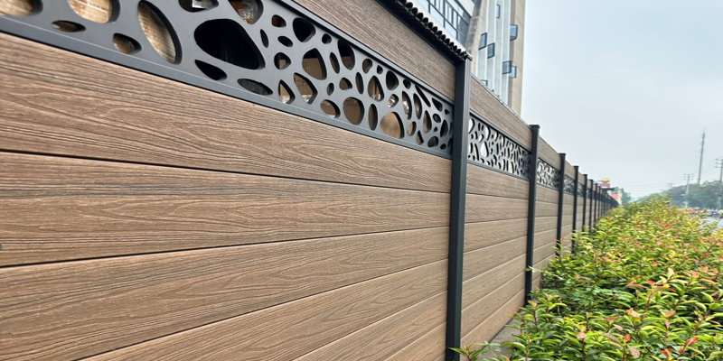 Wpc FenceWpc Fence with aluminium panel