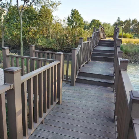 Co extrusion wpc wood plastic composite Rails