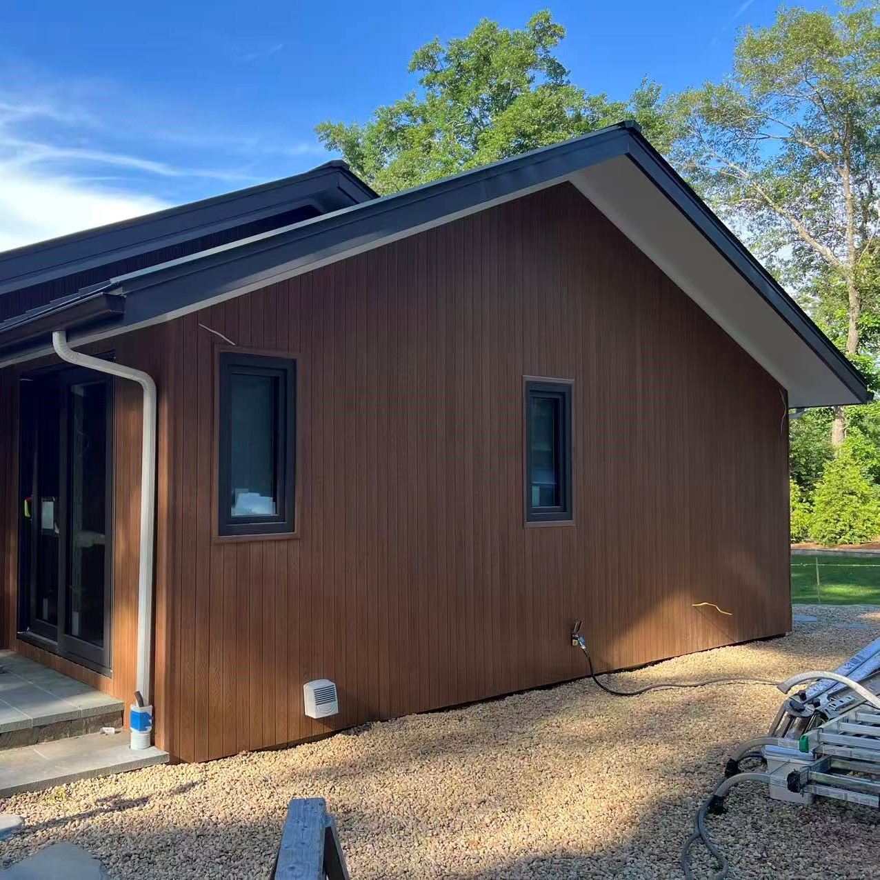  Key Advantages of WPC Wall Panels