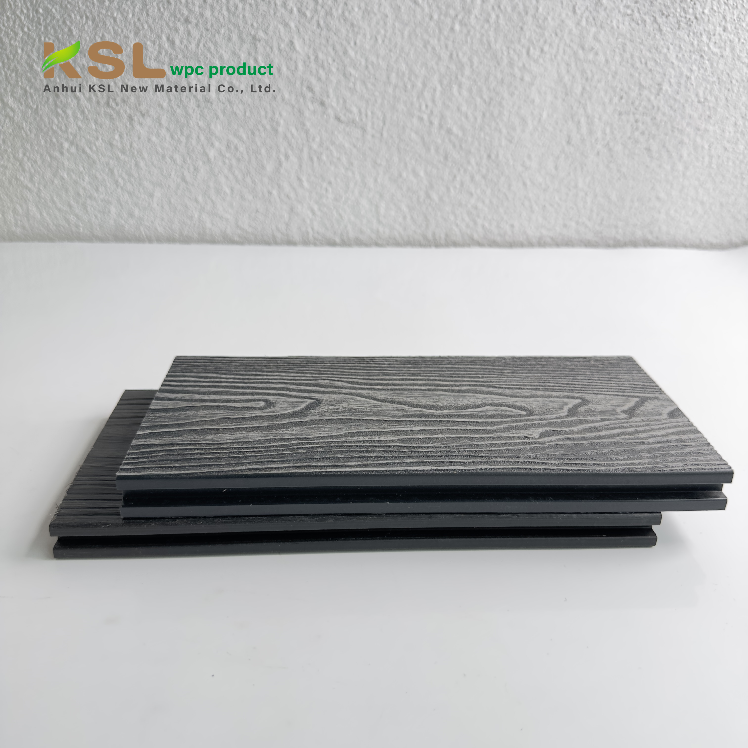 Composite WPC decking for outdoor