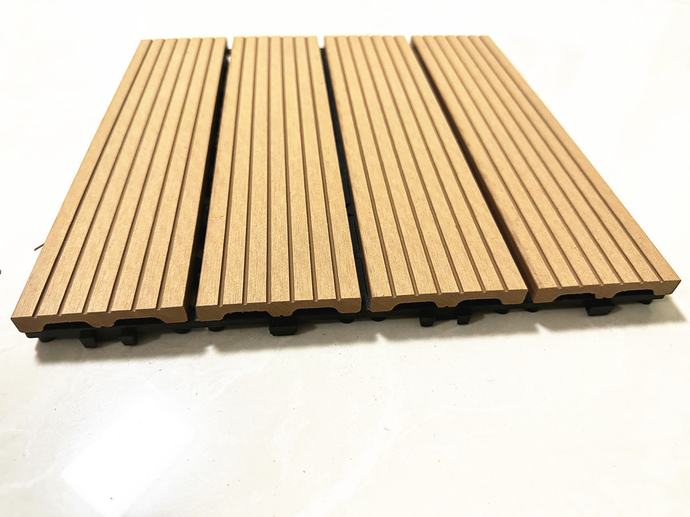 WPC DECKING TILE