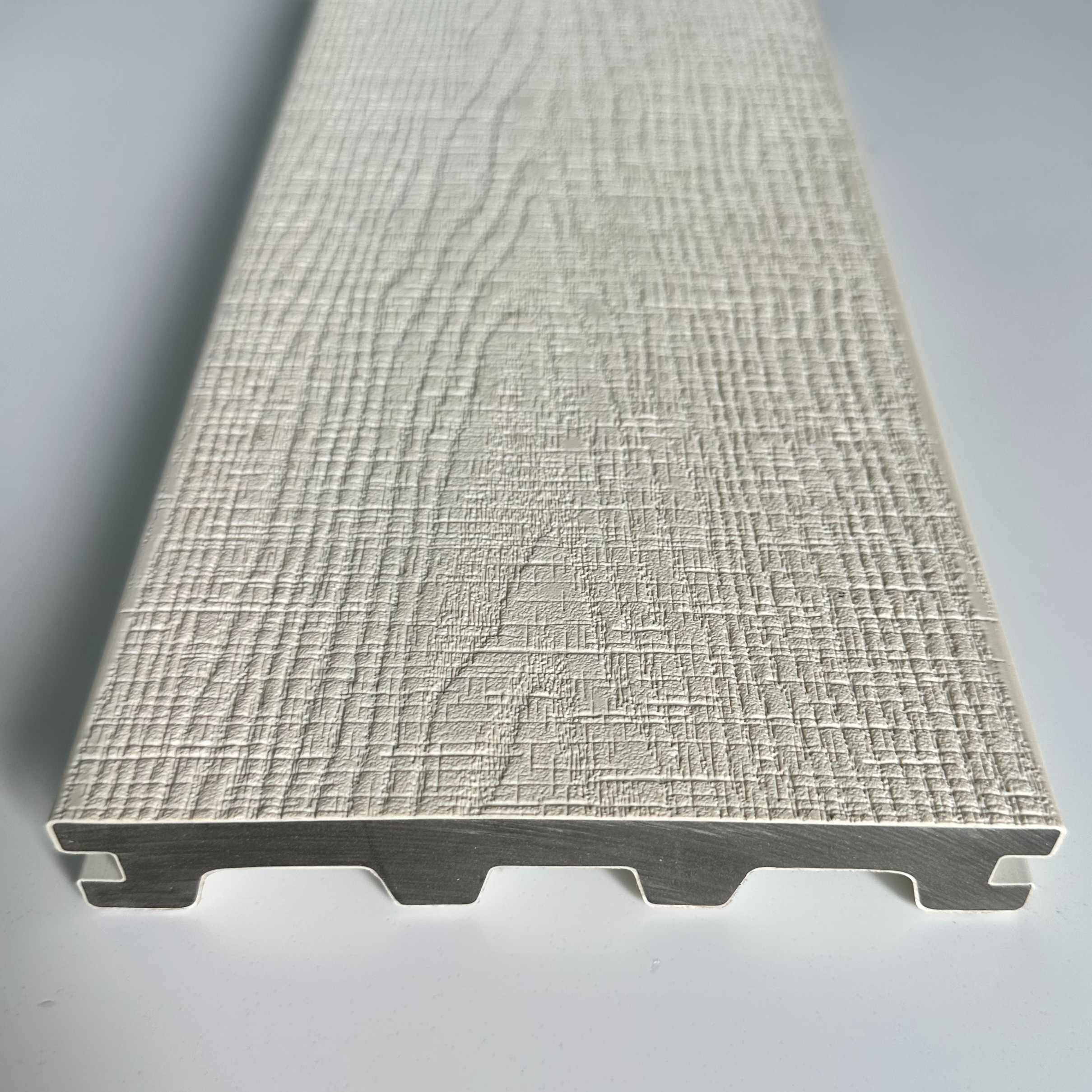 White Color Co Extruison WPC DECKING