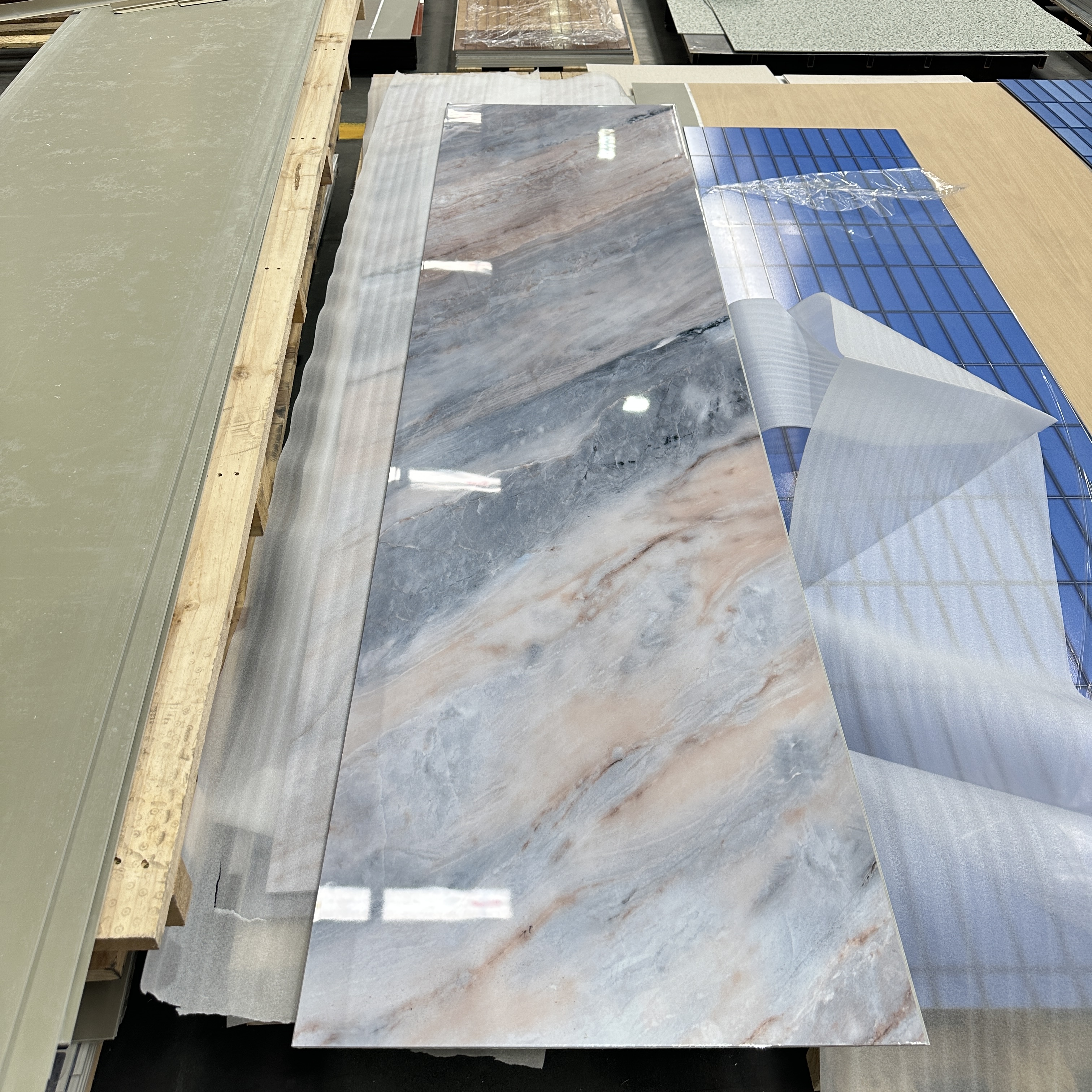 SPC wall pane 2400x600