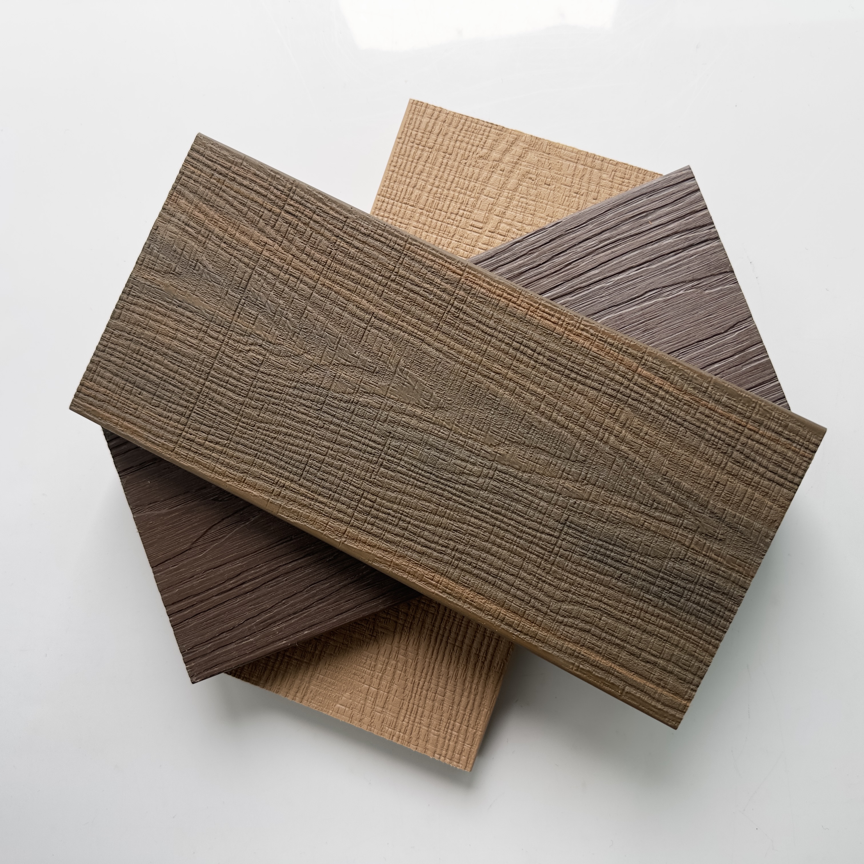  High Quality simulation 3D Embossed Wooden Flooring Outdoor Modern Natural Texture Plastic Wooden Decking