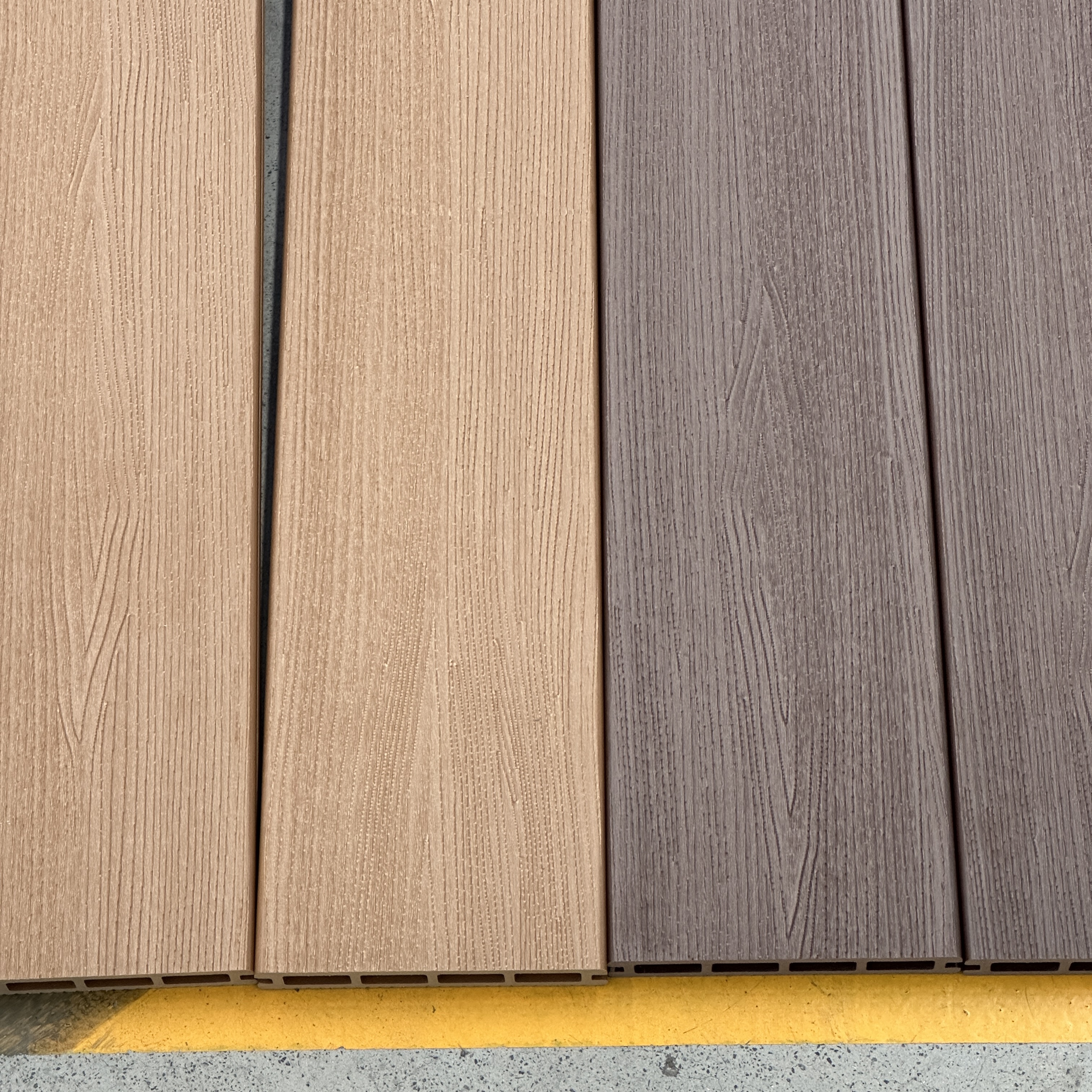 Outdoor floor uses Acacia paving tiles - oiled finish - natural/brown/espresso/golden teak/light oak