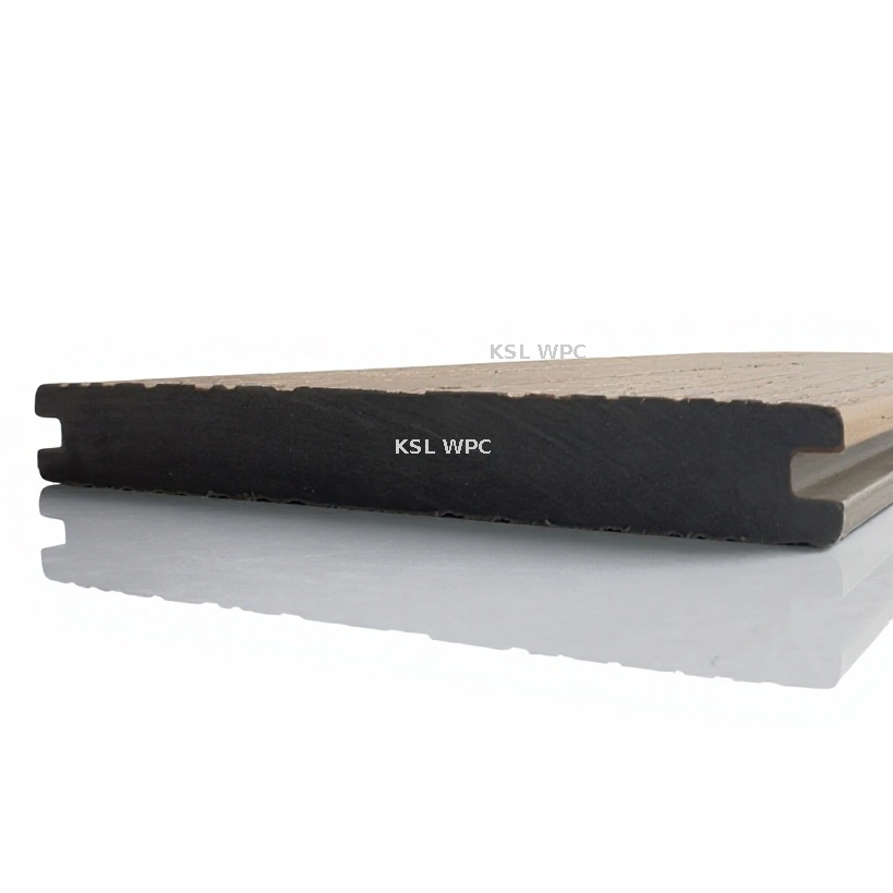 Solid Co-Extruded WPC Decking High Strength Outdoor Composite Flooring